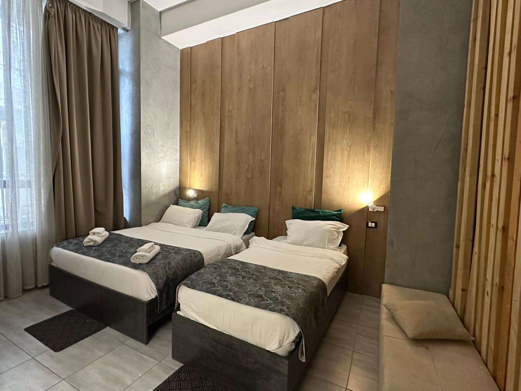 Colombia Apartments&Rooms Durrës Exteriör bild
