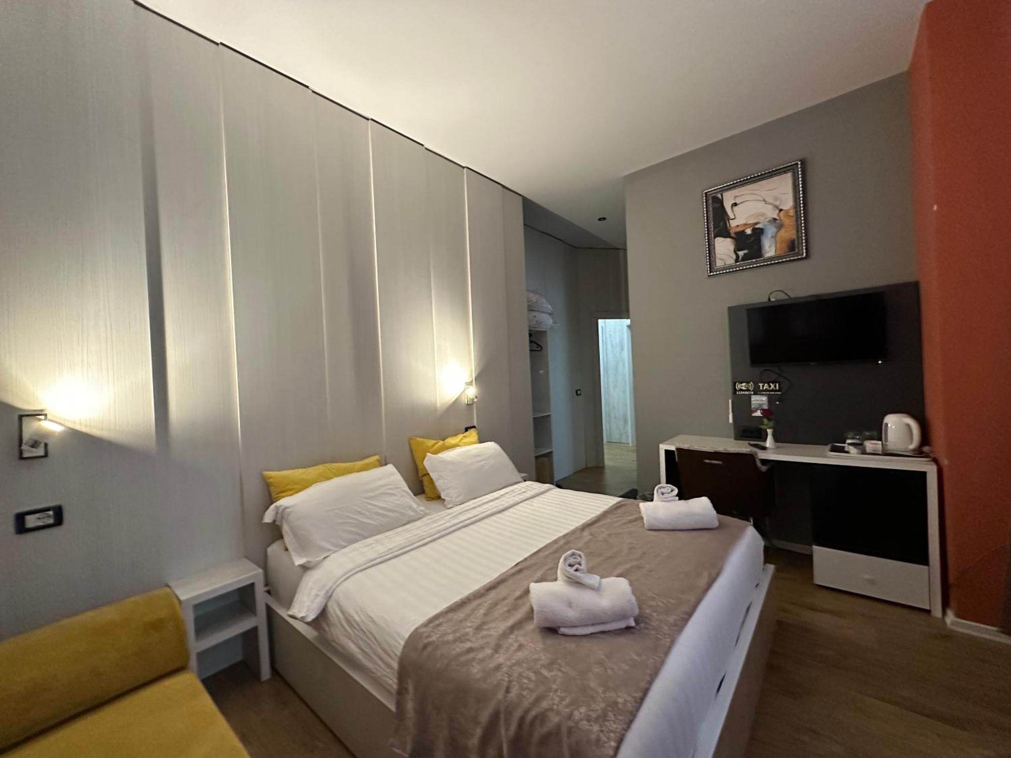 Colombia Apartments&Rooms Durrës Exteriör bild
